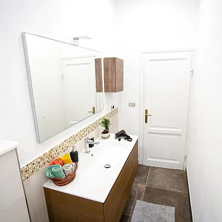 Gli Ezi Bnb: Casa Kappa *