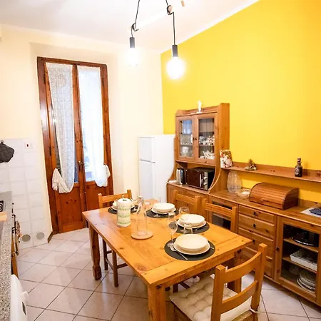 Gli Ezi Bnb: Casa Kappa Apartman *